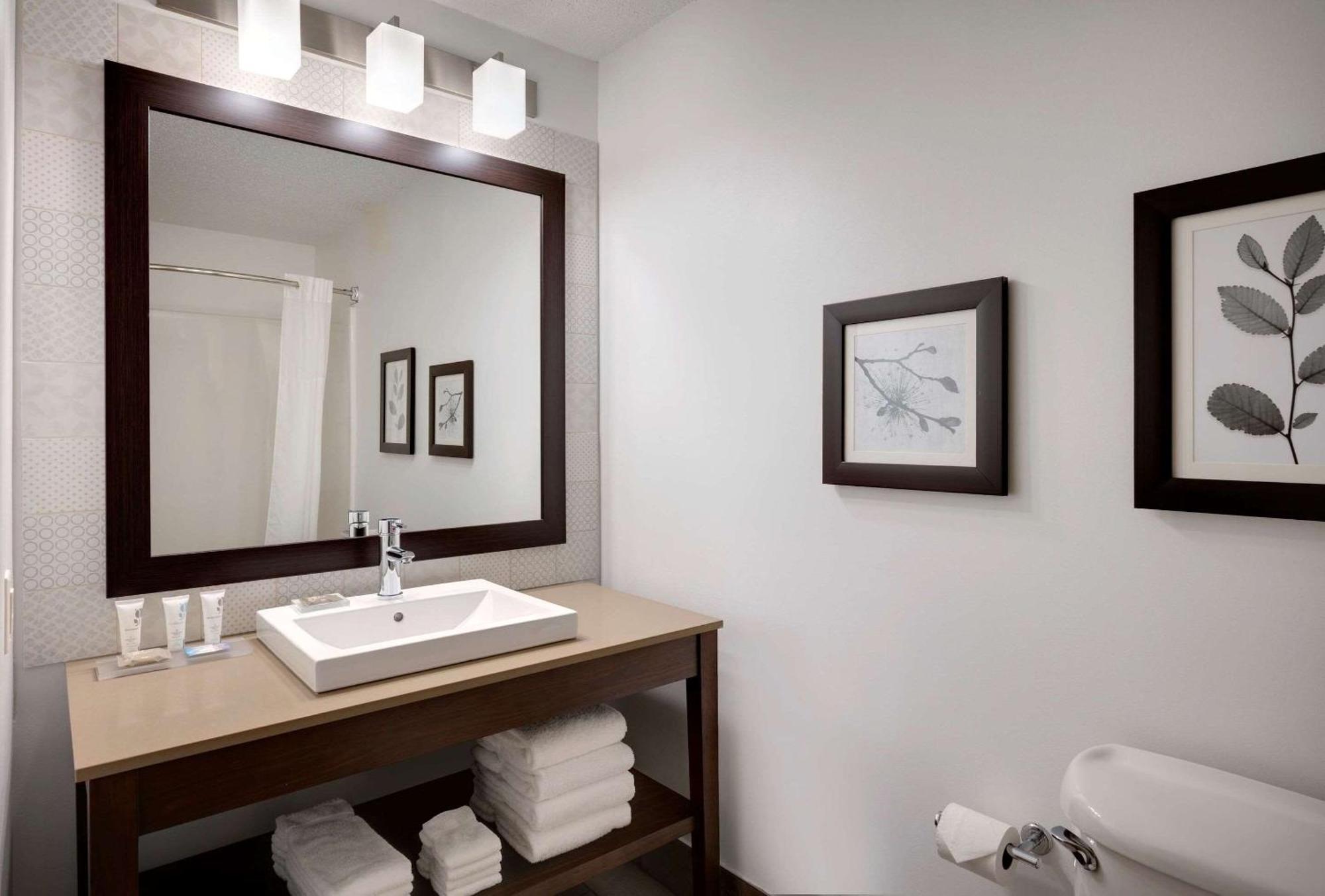 Country Inn & Suites By Radisson Albertville Near Outlet Mall Exteriér fotografie